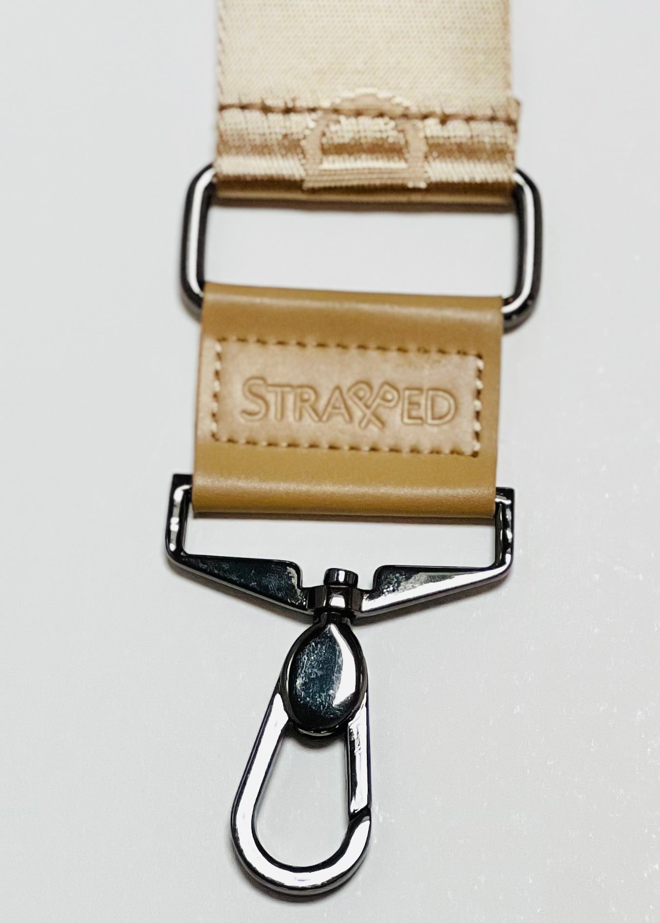 Clear Style Apron By Strapped